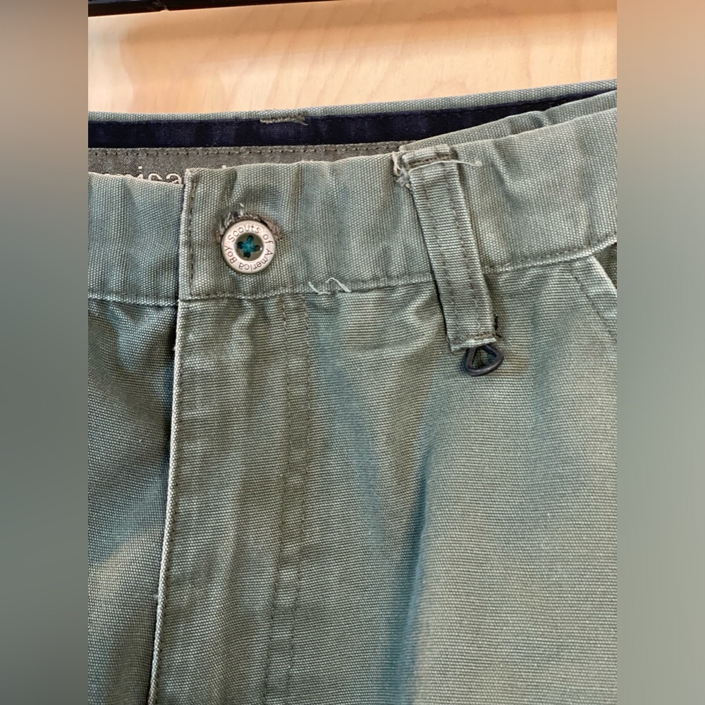 Boy Scouts of America Boys Green Cargo Shorts Youth Camping Hiking - Picture 3 of 10